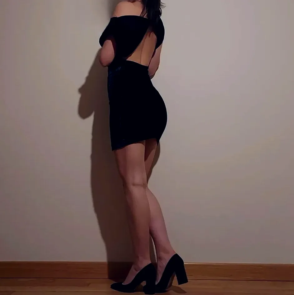 Chaima, 29