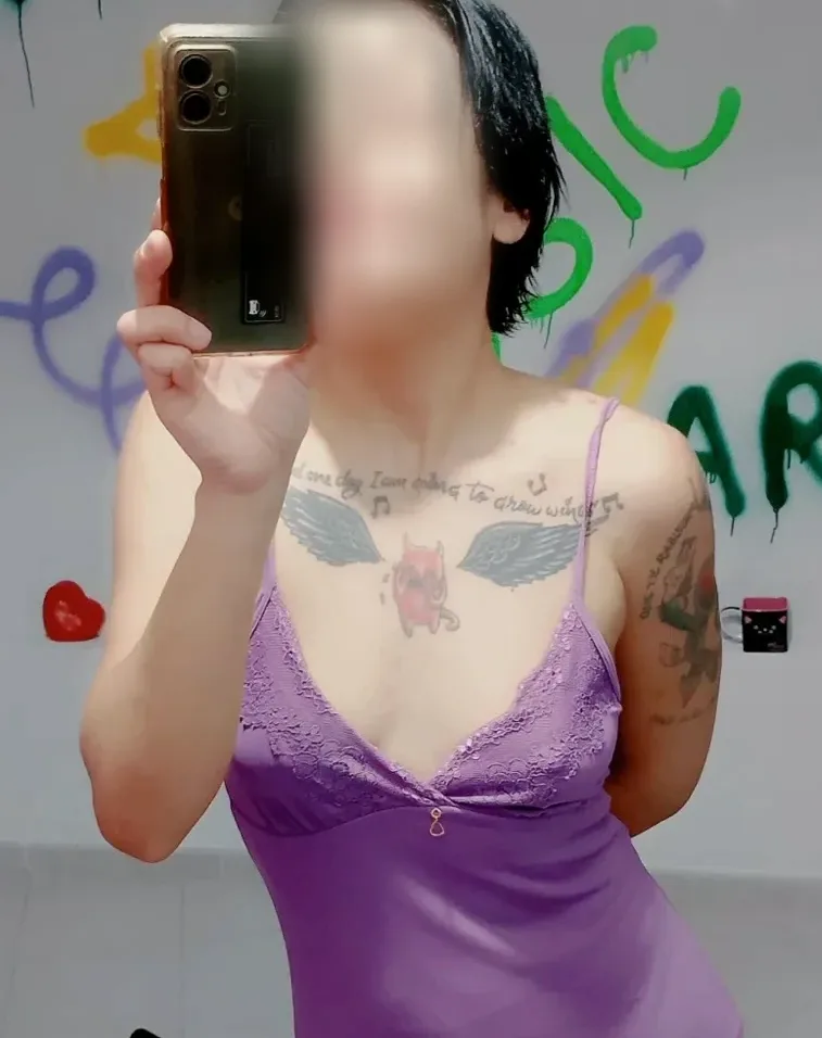 Lisa, 21