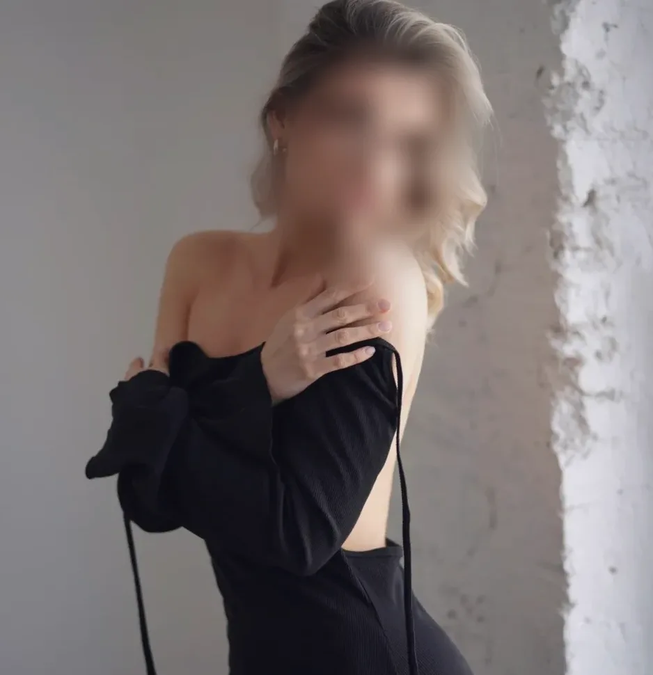 Marloes, 25
