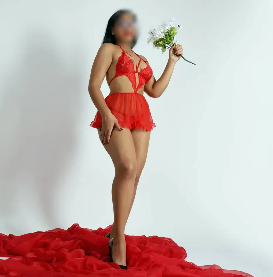 Maud, 21
